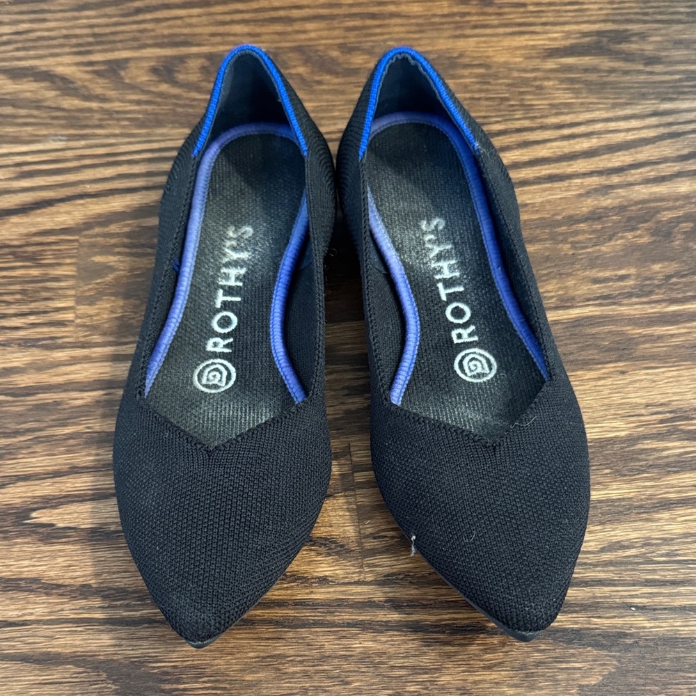 Rothy's Women's Black and Blue Flats